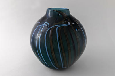 Green Vase | Ann Robinson